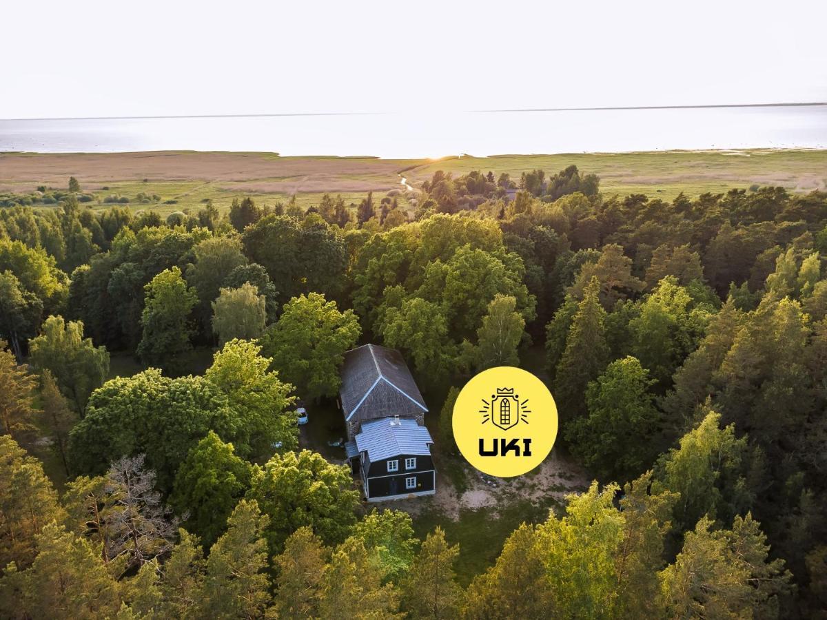 Uki Puhkekuela Hotel Parnu Bagian luar foto